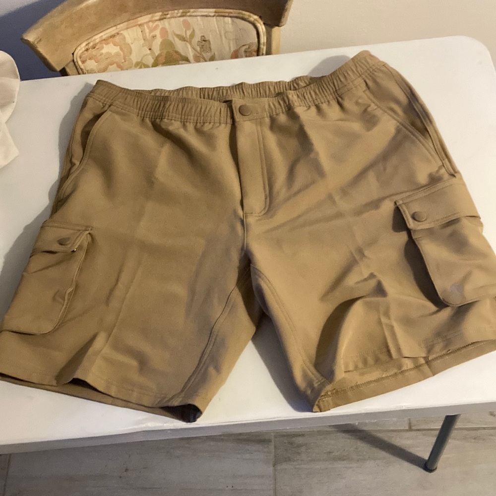 Large Fielder Bonobos lightweight cargo shorts